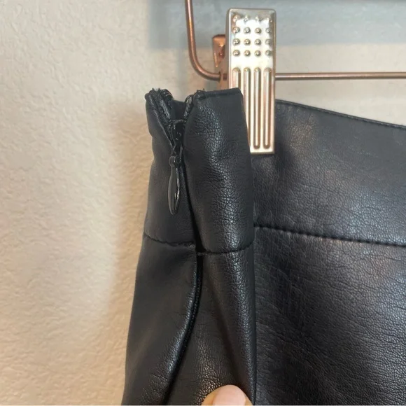 Free People Emmy Studded Black Mini Skort Faux Leather Size 8 - Picture 6 of 10